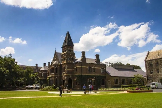 澳洲大学申诉可以找老师辅导吗？(澳洲留学申诉)