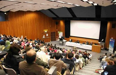 澳洲大学课程辅导机构那里好？