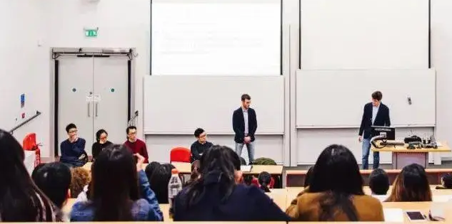 华威大学课业辅导在哪个机构?