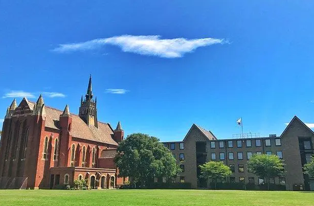 墨尔本大学本科计算机和软件系统专业有什么课程?如何选课?