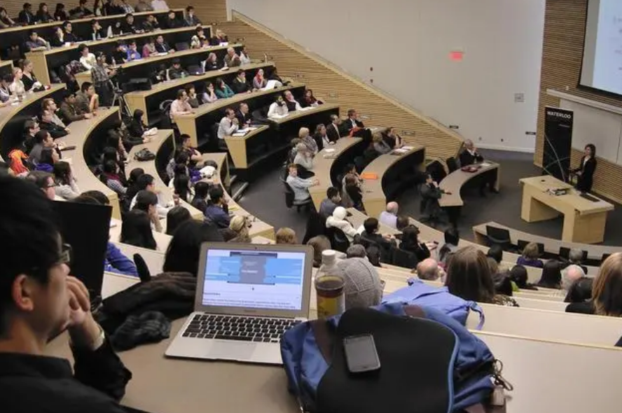加拿大滑铁卢数学辅导机构哪个比对好?