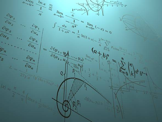 加拿大滑铁卢大学本科数学物理课程项目介绍