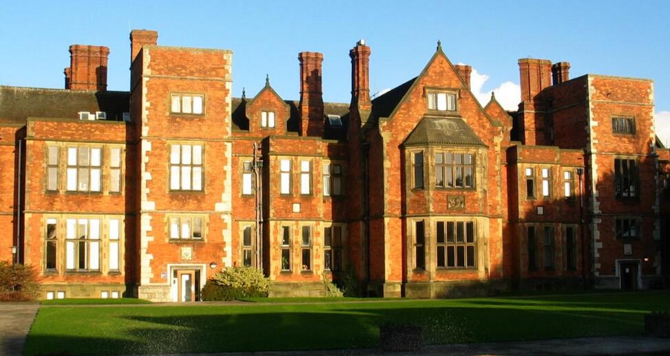 英国约克大学商业经济学预习