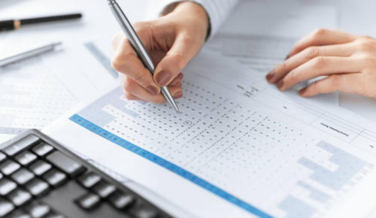 加拿大研究生Accounting,Financial Reporting and Regulation