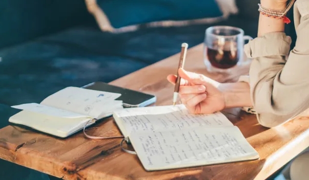 洛桑联邦理工学院硕士论文写作经验分享：如何顺利完成高质量论文？