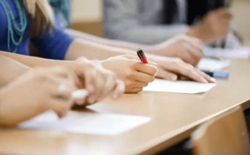 如何在爱尔兰公共管理学院申诉？
