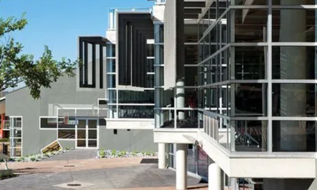 Ivanhoe Girls’ Grammar School课业课程想获得高分，需要辅导怎么办？