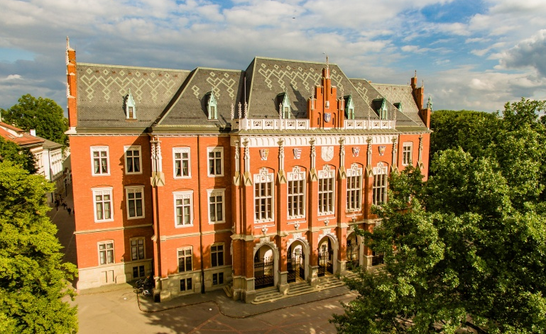 波兰大学面试如何提升成绩？(波兰大学面试如何提升成绩呢)