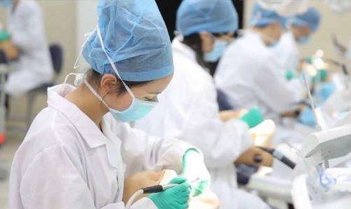 口腔医学论文是什么？(口腔医学论文是什么类型)