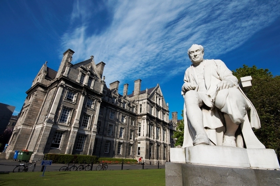 爱尔兰都柏林圣三一大学金融法律作业辅导