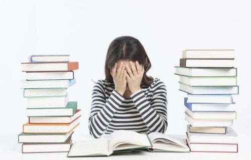 留学生课业压力大——海外课程辅导帮你忙！