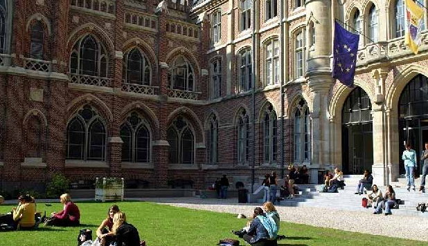 法国IESA本科艺术管理课程设置介绍