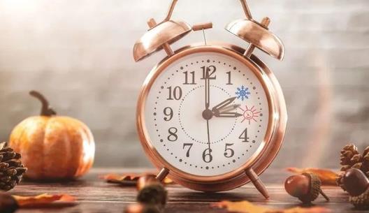 欧洲多国进入冬令时 留学生注意应对时间变化