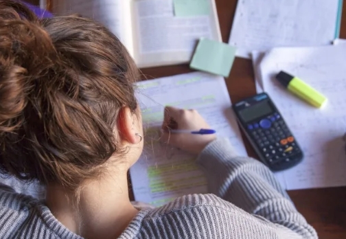 宁波诺丁汉大学挂科补考如何申诉？