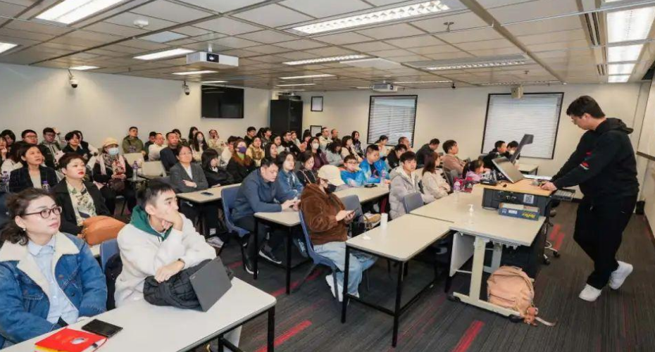 香港大学辅导国内那家机构靠谱？