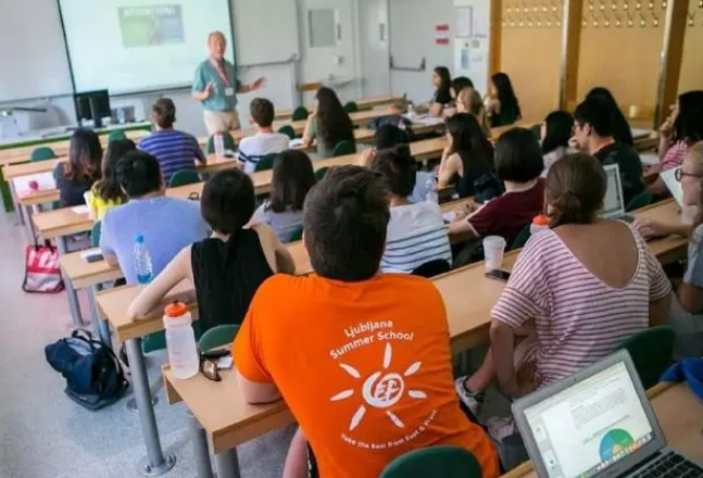 香港理工大学辅导怎么样，如何选择机构？