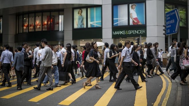 调查显示：香港“高才通”抵港人才月收入中位数约5万港元