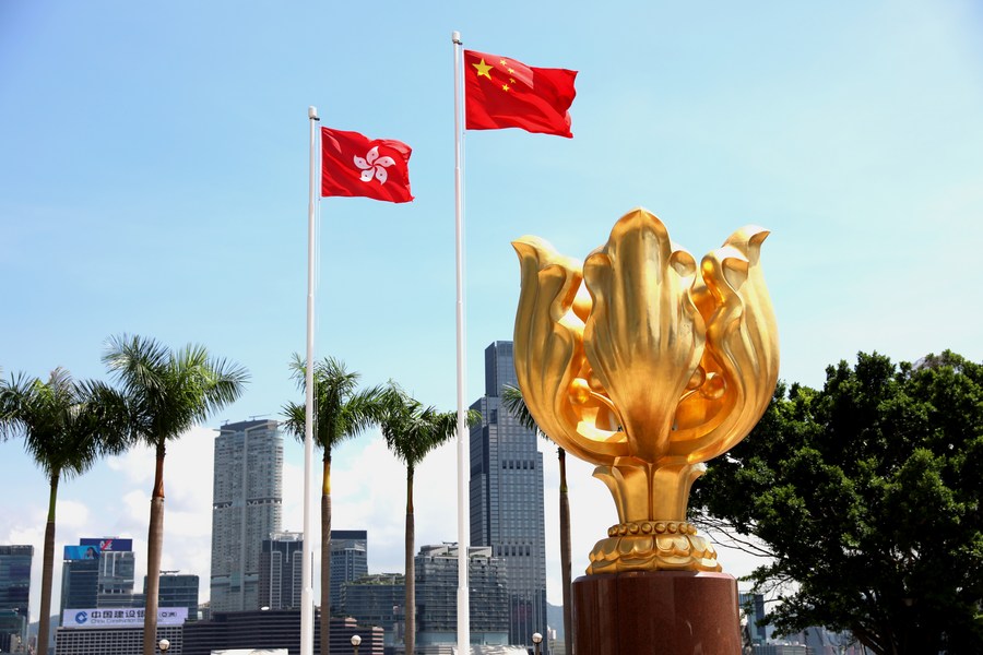生源增加，香港中学缩班压力缓解 
