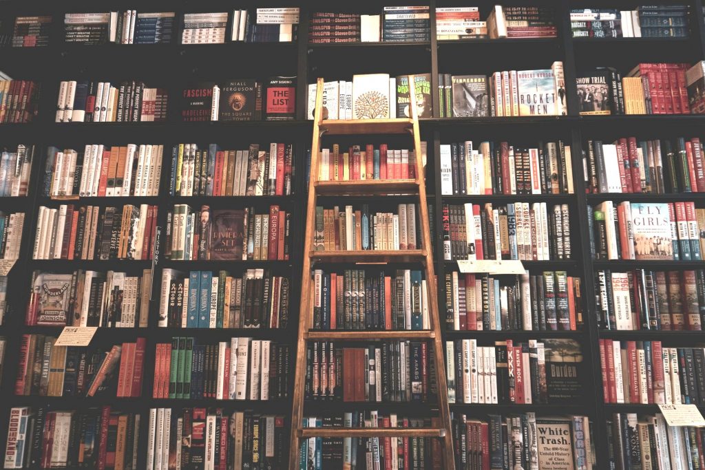 香港都会大学社会科学论文Literature Review写作指南