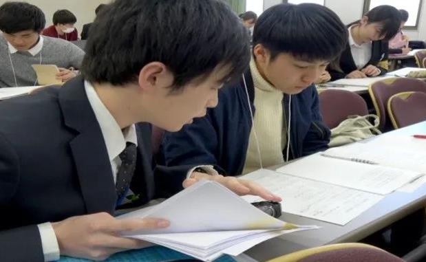 日本大学留学考试简化 中国留学生考试作弊钻空子