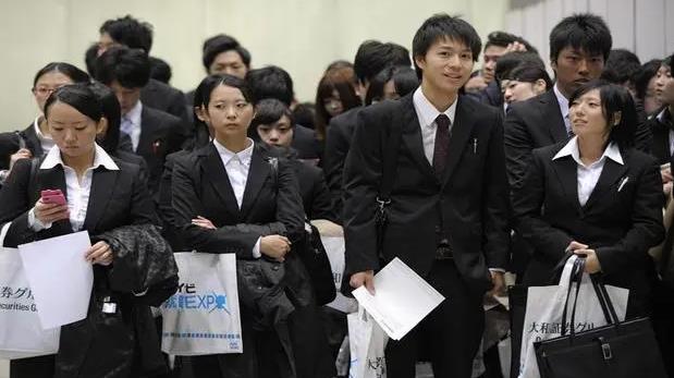 赴日本外国留学生数量骤减 日高校担忧“后继无人”