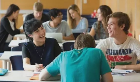 新西兰大学课程辅导机构那里好？