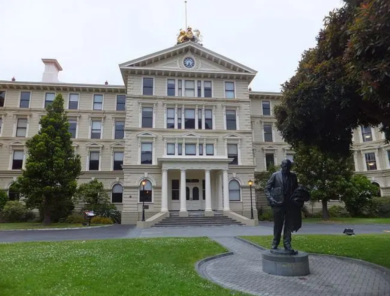 新西兰惠灵顿维多利亚大学会计专业有哪些核心课程?怎么选课?