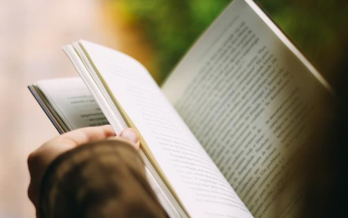 留学生怎样规划暑假时间进行英国课程预习？