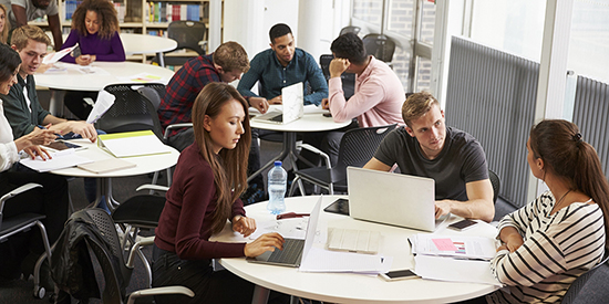 纽卡斯尔大学可不可以提前选课？