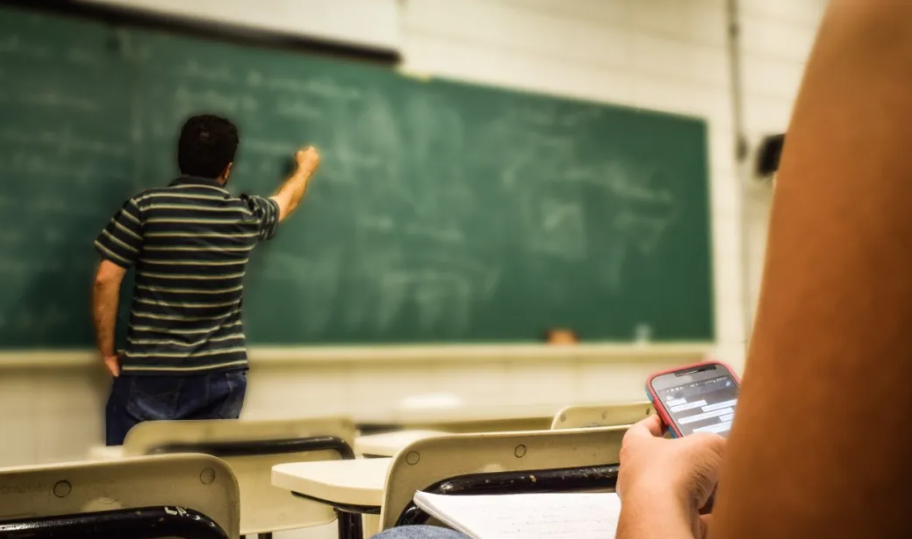 英国伯明翰大学重修挂科无法继续就读该怎么办？