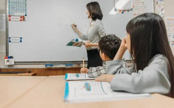 国内高中读英国课程难度解析！