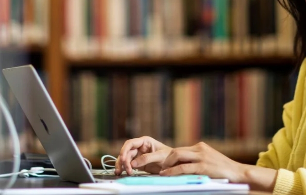 邓迪大学Marketing毕业论文如何选题？