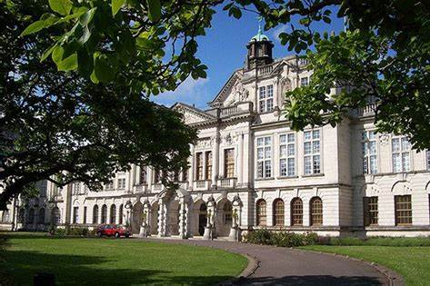 2024年卡迪夫大学入学要求！