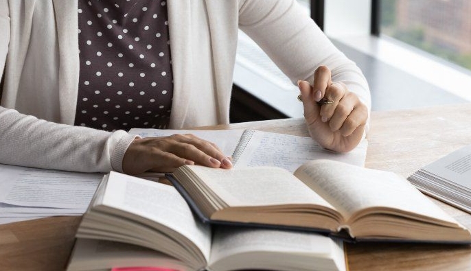 南安普顿大学会计和管理硕士毕业论文如何选题？