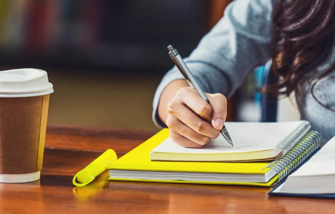 谢菲尔德大学金融硕士论文选题热点有哪些？