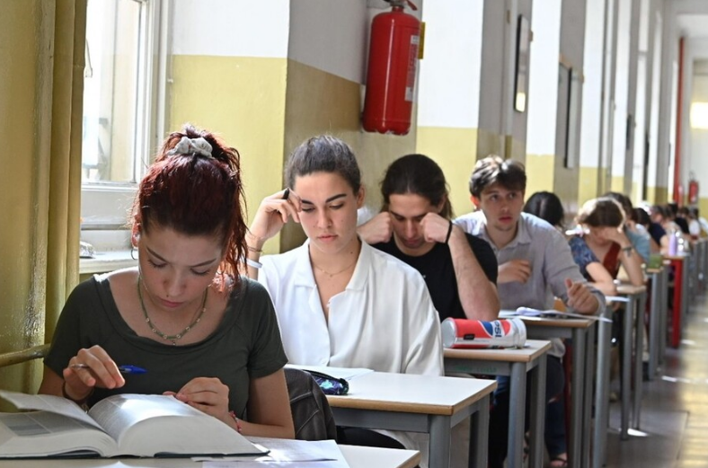 英国留学生IT课程挂科怎么办？