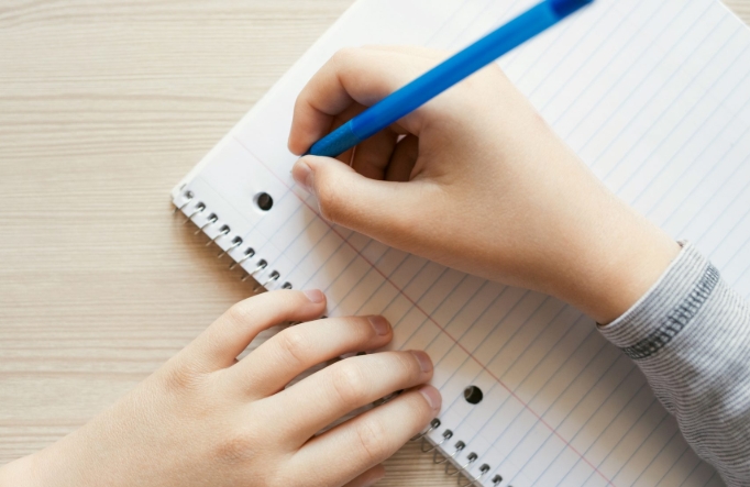 英国会计论文写作要求及评分标准