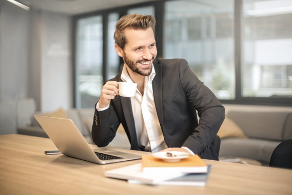 知山大学Business本科有那些科目？