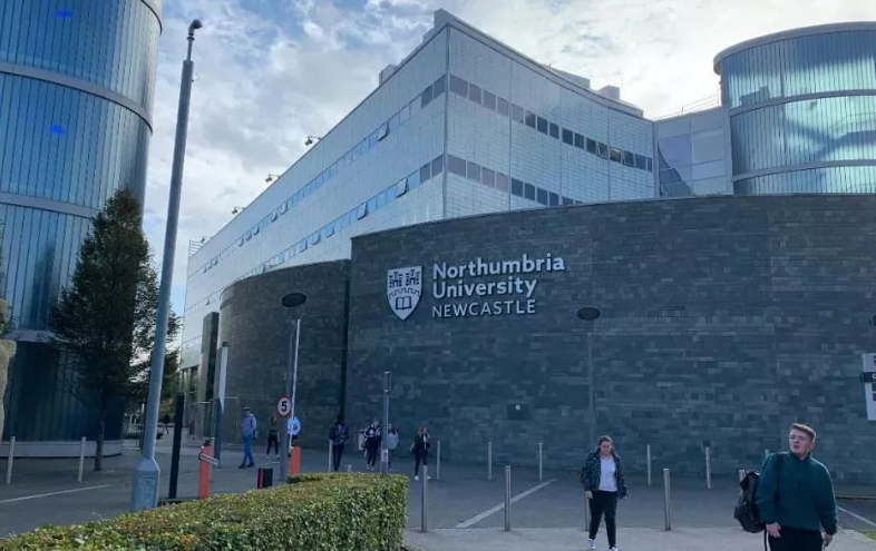 诺森比亚大学挂科了怎么办？