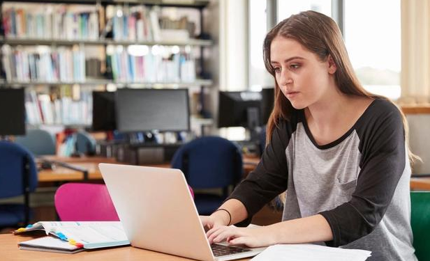 英国计算机作业辅导怎么样，如何选择机构？