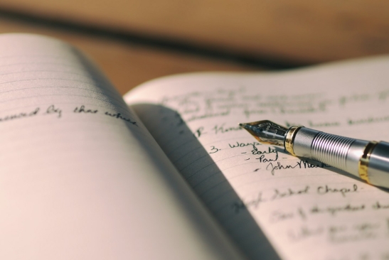 英国华威大学管理学essay写作技巧