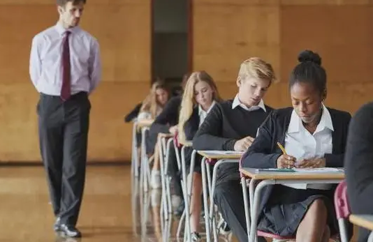 英国中学入学辅导多少钱？那个机构靠谱？