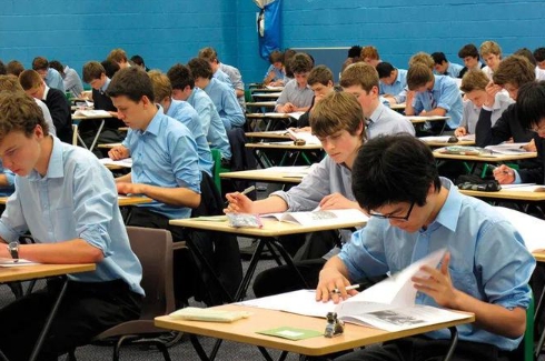 A-level考试在线课程从不及格到优秀的关键因素！