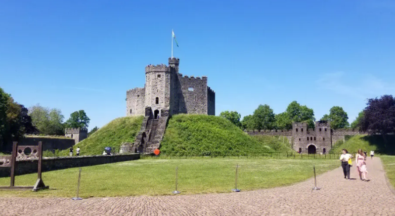 卡迪夫FE辅导哪个机构有用?