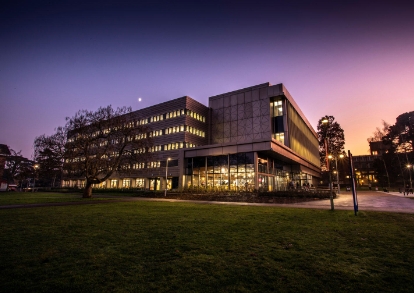 雷丁大学课程如何提分？(雷丁大学学院设置)