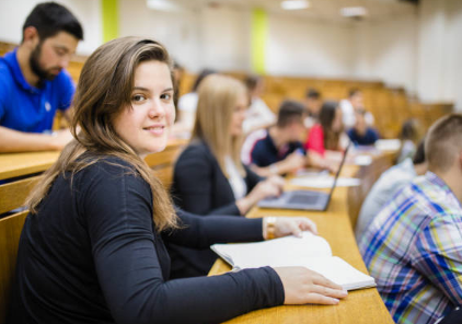 英国商科预科怎么样?学什么课程?(预科介绍)