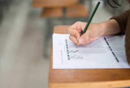 英国各大学入学笔试截止报名日期合集：英国留学生重点关注!(2023年秋季)