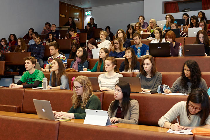 英国大学语言班：牛津大学在线学术英语课程