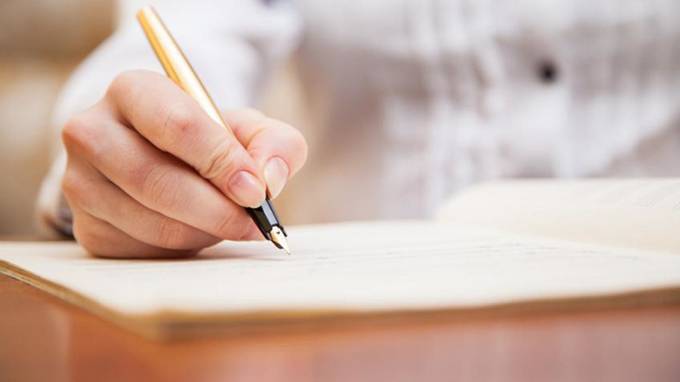 布里斯托大学劳动经济学期末考试补考应该复习什么？