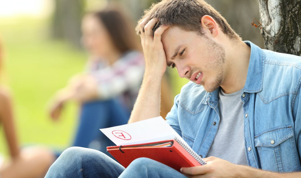 ucl研究生挂科怎么办?第一次挂和第二次挂不一样！